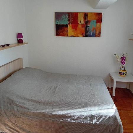 Apartment Nikol Pula Bagian luar foto